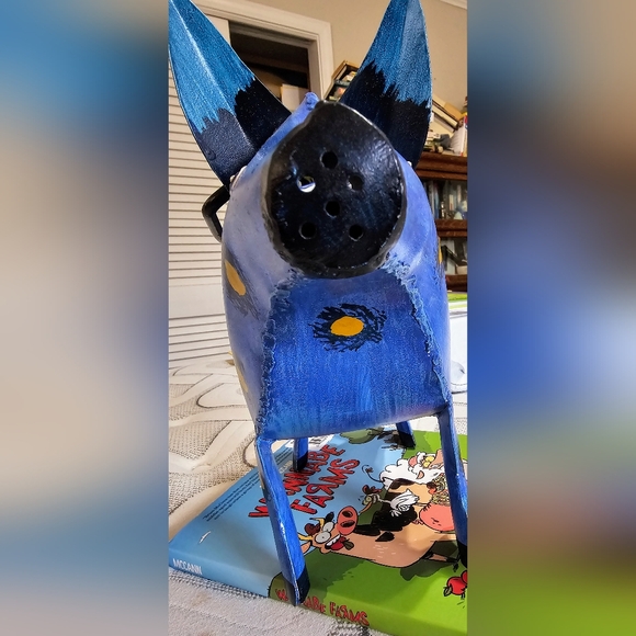 NWT METAL BLUE PIG WATERING CAN - Picture 3 of 5